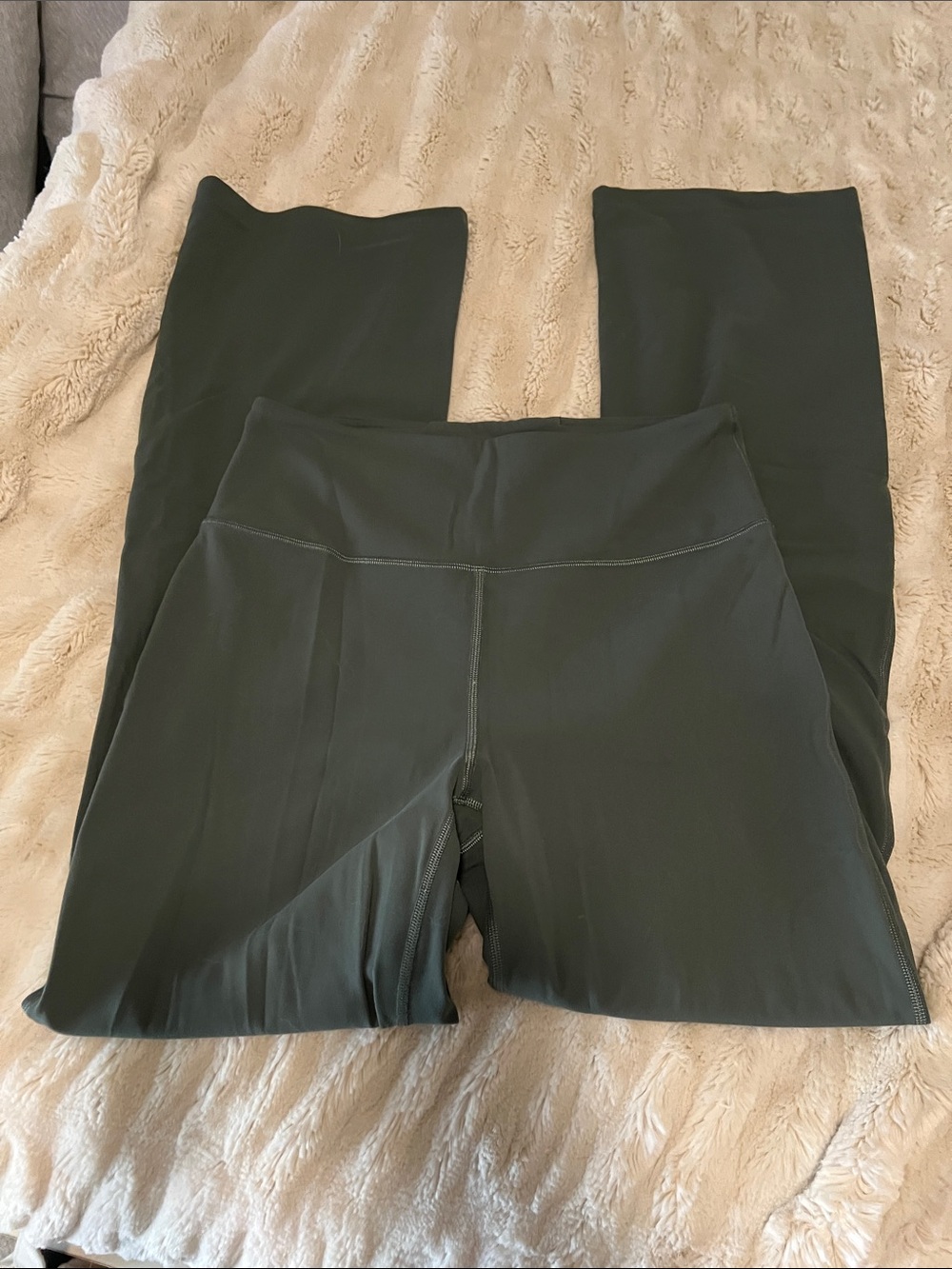 Lululemon groove super high-rise flare leg pant in Nulu - Picture 2 of 2